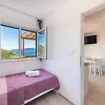 Homes Grot * Gradac (Split-Dalmatia)