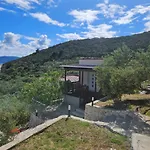 Homes Grot * Gradac (Split-Dalmatia)
