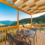 Homes Grot * Gradac (Split-Dalmatia)