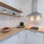 Κάμπινγκ Homes Grot