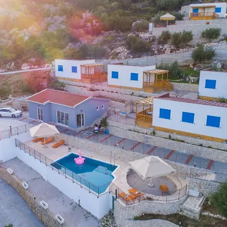 Homes Grot * Gradac (Split-Dalmatia)