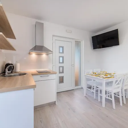 Κάμπινγκ Homes Grot Gradac (Split-Dalmatia)
