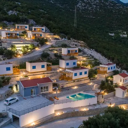 Campsite Homes Grot *