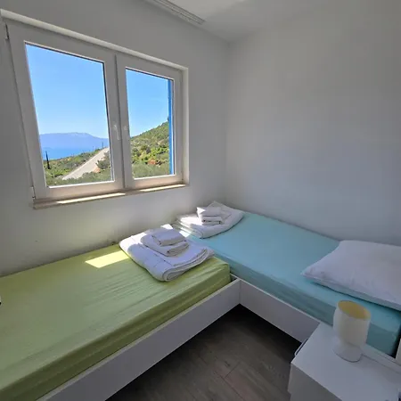 Campingplads Homes Grot Gradac (Split-Dalmatia)